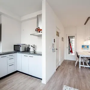 Oranje Boven Apartment